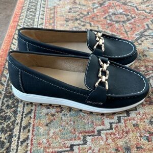Elegant Navy Loafers with Gold Chain Detail